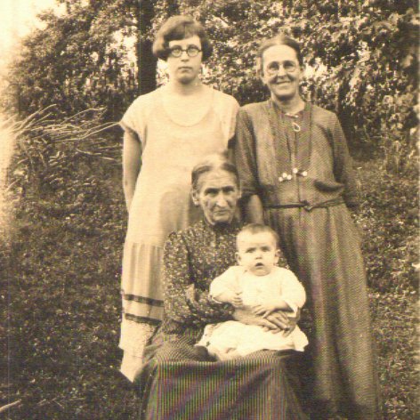 Picture of four generations of Miller, Stewart, Bartholomew